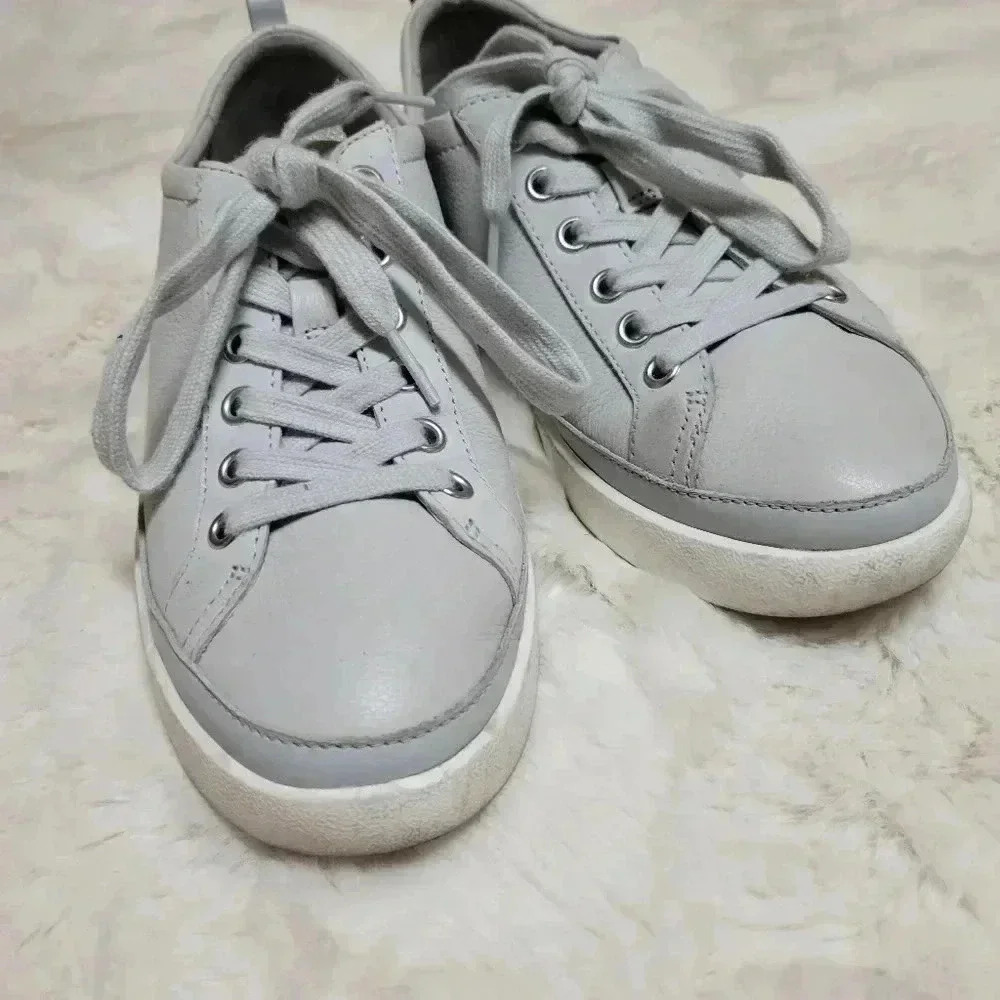 Vionic Essence Winny Lace Up Sneakers Size 8 Vapor Blue Grey Leather Comfort - Picture 6 of 7